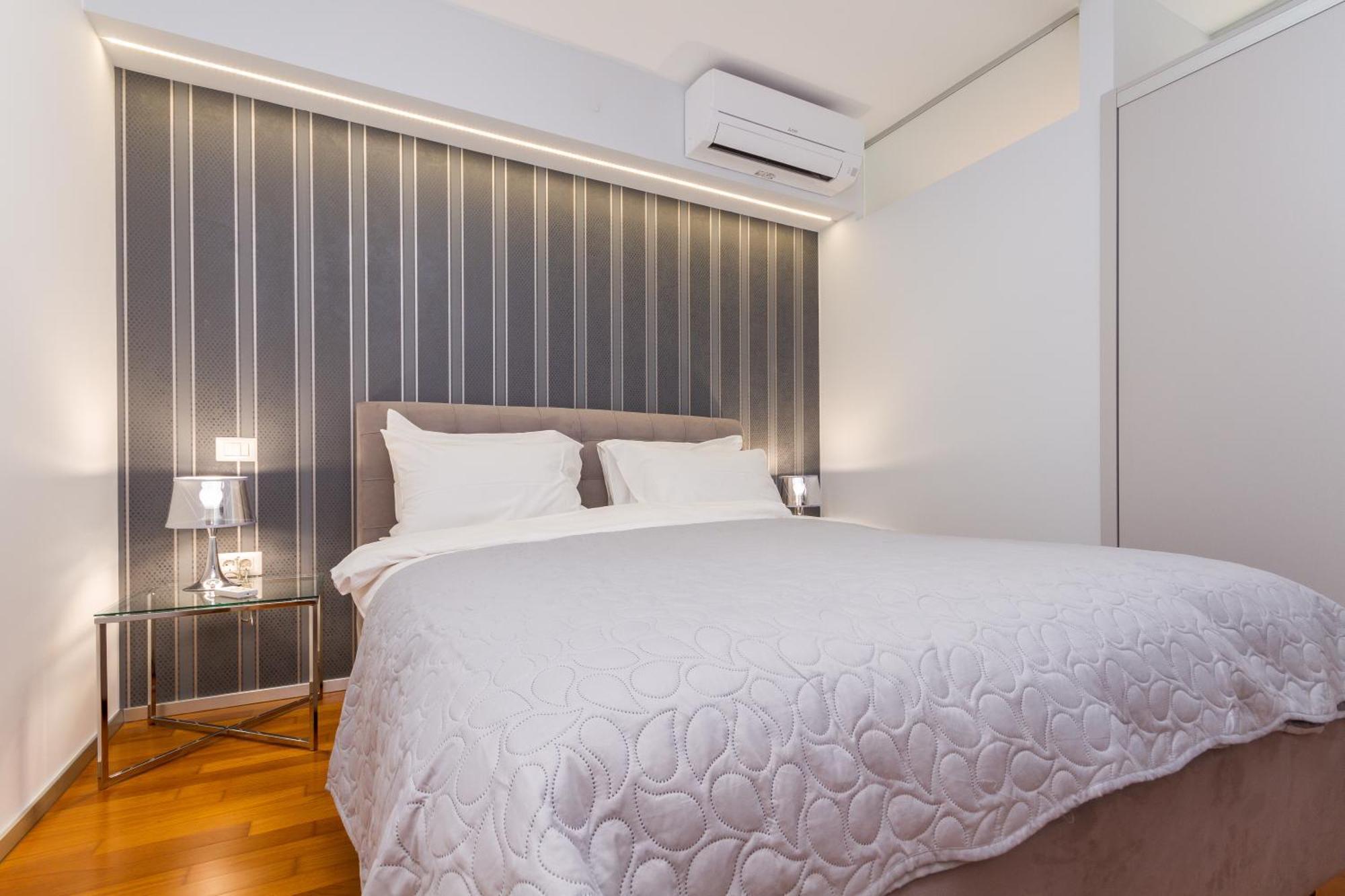 Apartments Lux By Locap Group ポルトローシュ エクステリア 写真