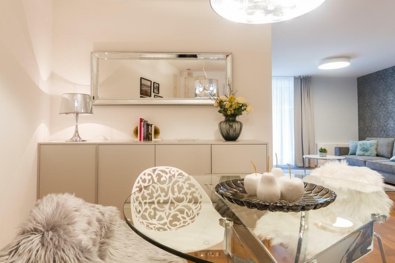 Apartments Lux By Locap Group ポルトローシュ エクステリア 写真