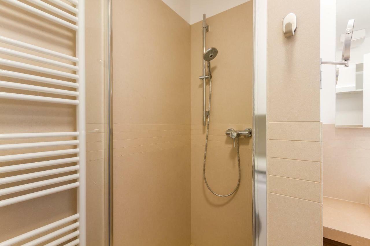 Apartments Lux By Locap Group ポルトローシュ エクステリア 写真