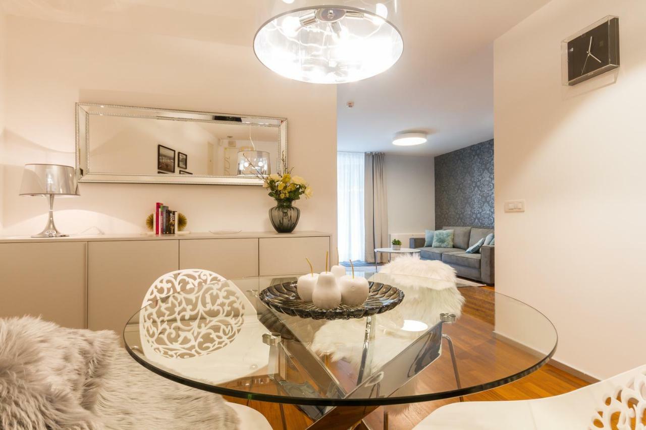 Apartments Lux By Locap Group ポルトローシュ エクステリア 写真