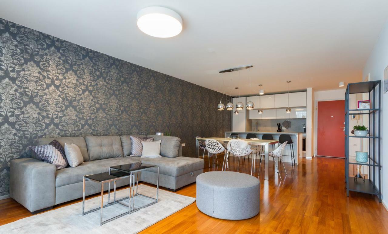 Apartments Lux By Locap Group ポルトローシュ エクステリア 写真